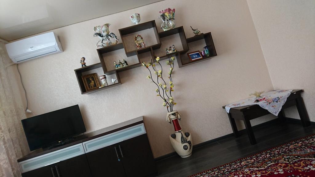 Rent Zhytomyr Apartアパートメント エクステリア 写真