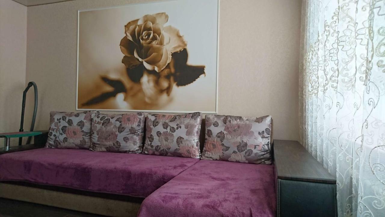 Rent Zhytomyr Apartアパートメント エクステリア 写真